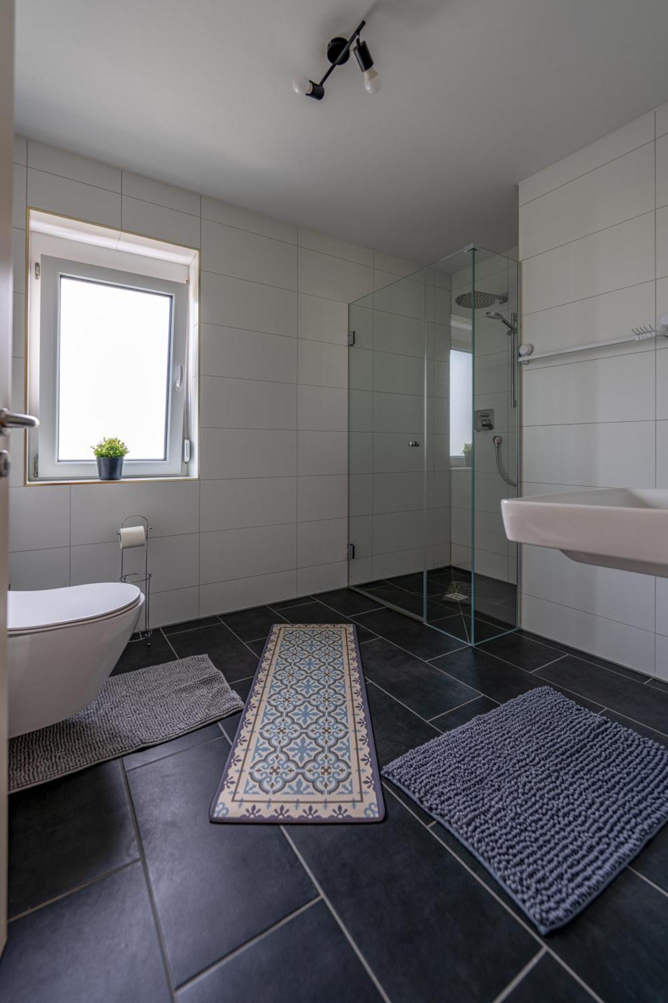 Apartment Im Dachgeschoss Plankstadt Exteriör bild